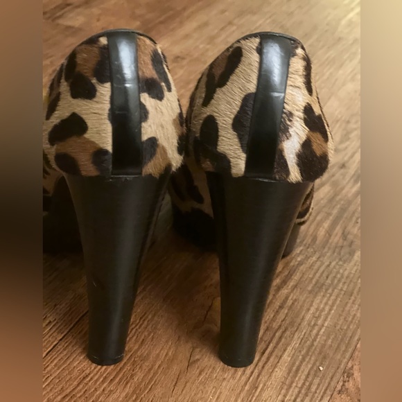 Stuart Weitzman sz 7 Platform Heel ♥️NWOT♥️ - Picture 2 of 8